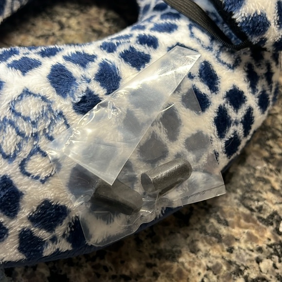 Travel at ease set - Picture 3 of 6